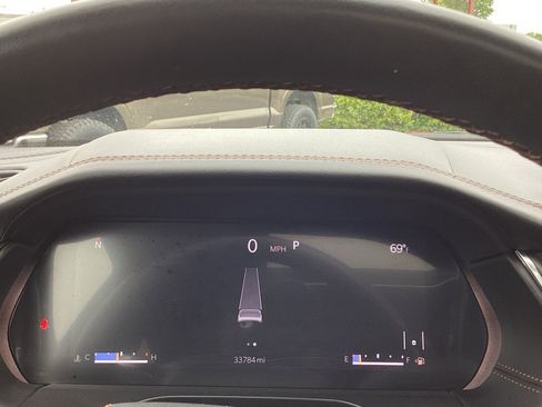 Used 2021 Jeep Grand Cherokee L Summit w/ Luxury Tech Group V image 9