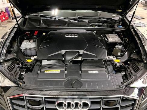 Used 2019 Audi Q8 Prestige w/ Towing Package AWD/4WD image 12