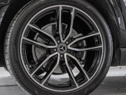 Certified 2023 Mercedes-Benz GLS 580 4MATIC image 31