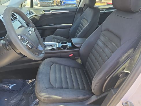 Used 2013 Ford Fusion SE image 15