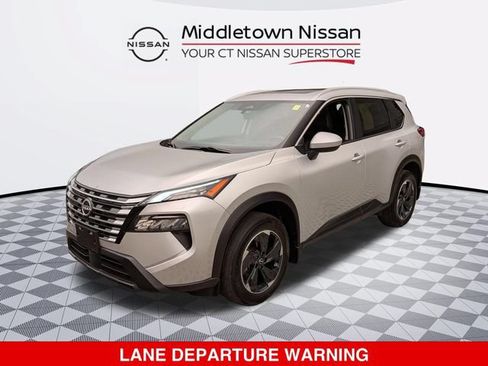 Certified 2024 Nissan Rogue SV w/ SV Premium Package AWD/4WD image 7