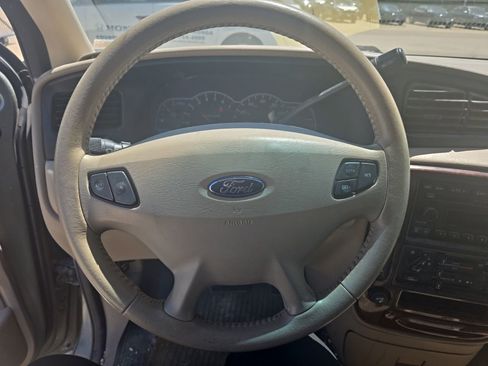 Used 2003 Ford Windstar SEL FWD image 10