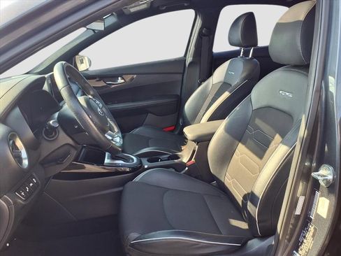 Used 2021 Kia Forte GT-Line w/ GT-Line Premium Package image 30