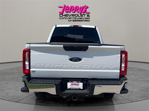 Used 2024 Ford F250 XL image 4