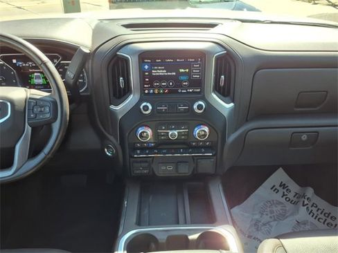 Used 2020 GMC Sierra 3500 Denali w/ Denali Ultimate Package image 13