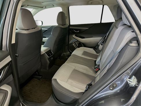 Used 2025 Subaru Outback Premium image 30