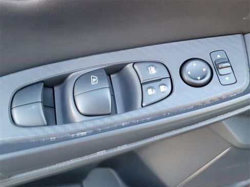 Certified 2023 Nissan Sentra SV image 29