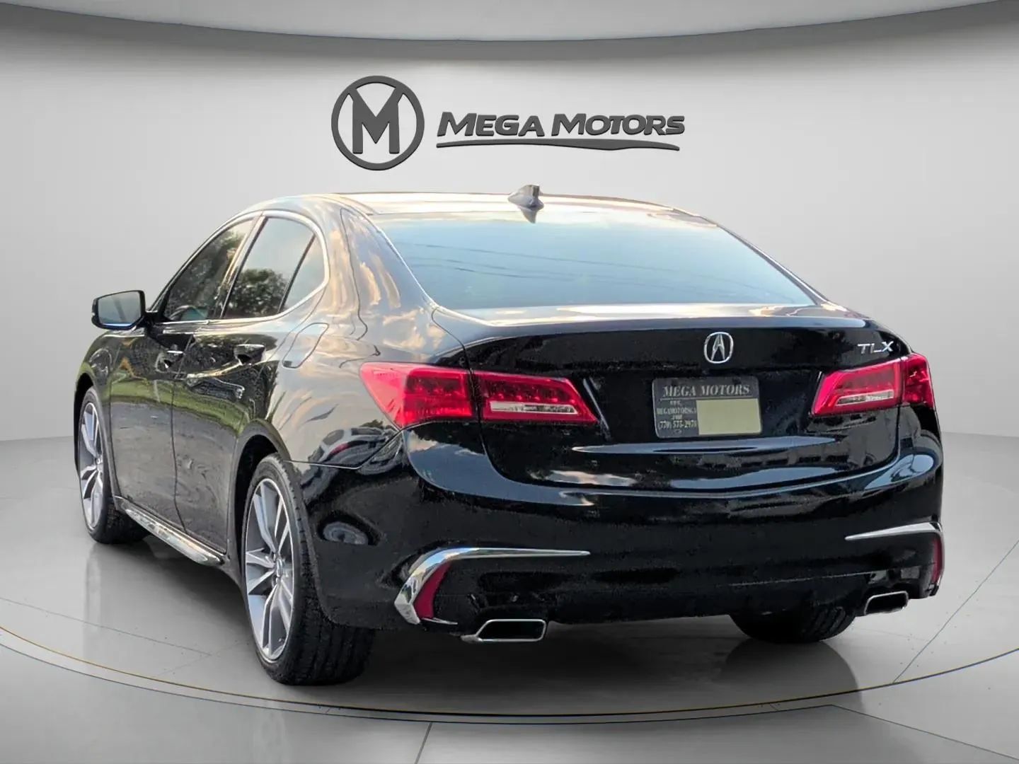 Used 2019 Acura TLX w/ Technology Package FWD image 5