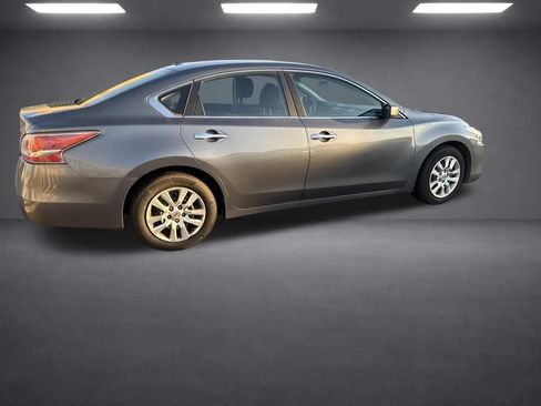 Used 2015 Nissan Altima 2.5 S w/ Power Driver Seat Package FWD image 28