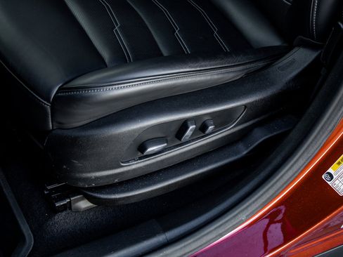 Used 2024 Cadillac XT6 Premium Luxury w/ Platinum Package image 20