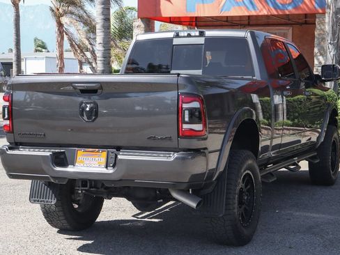 Used 2020 RAM 2500 Laramie w/ Night Edition AWD/4WD image 8