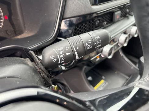 Used 2024 Honda CR-V EX-L image 14