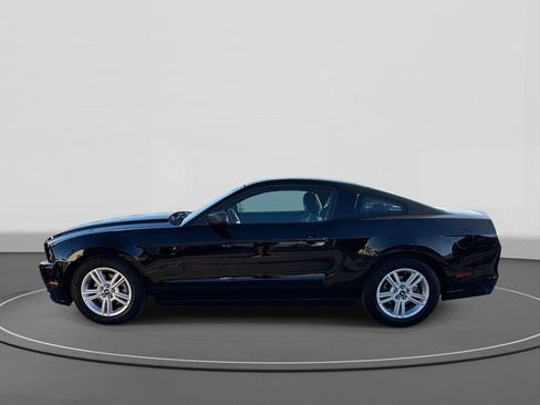 Used 2014 Ford Mustang Coupe image 5