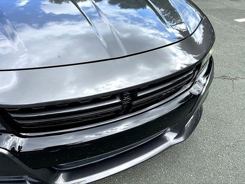 Used 2018 Dodge Charger R/T image 30