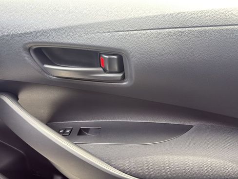 Used 2026 Toyota Corolla LE FWD image 13