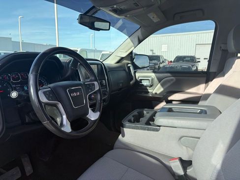Used 2018 GMC Sierra 1500 SLE w/ SLE Value Package image 10
