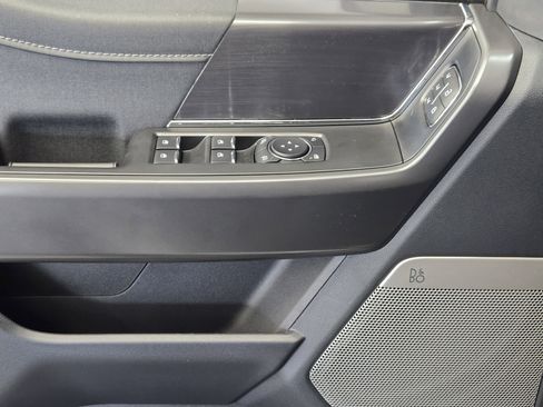 Used 2025 Ford F150 Lariat w/ Equipment Group 501A Mid image 23