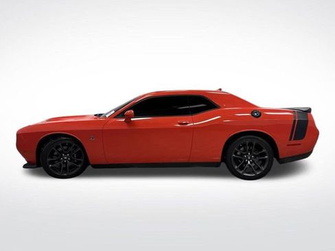 Used 2020 Dodge Challenger R/T Scat Pack w/ Scat Pack Stripe image 5