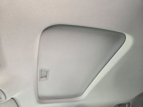 Used 2025 Chevrolet Trax ACTIV w/ Sunroof Package image 25