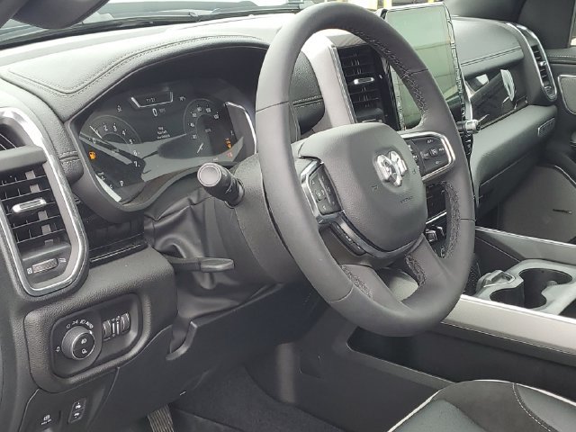 Used 2026 RAM 1500 Laramie w/ Night Edition AWD/4WD image 8