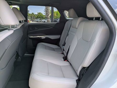 Used 2023 Lexus RX 350 Premium Plus w/ Cold Area Package FWD image 18