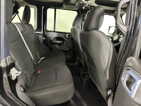 Used 2021 Jeep Wrangler Unlimited Sport image 27