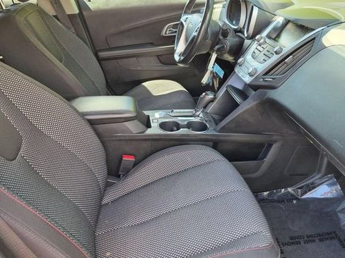 Used 2017 Chevrolet Equinox LT w/ Convenience Package FWD image 23