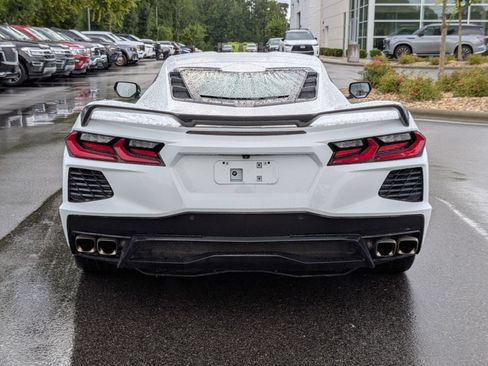 Used 2020 Chevrolet Corvette Stingray Coupe w/ Engine Appearance Package RWD image 4