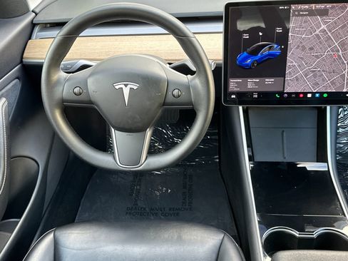 Used 2020 Tesla Model 3 Long Range image 14