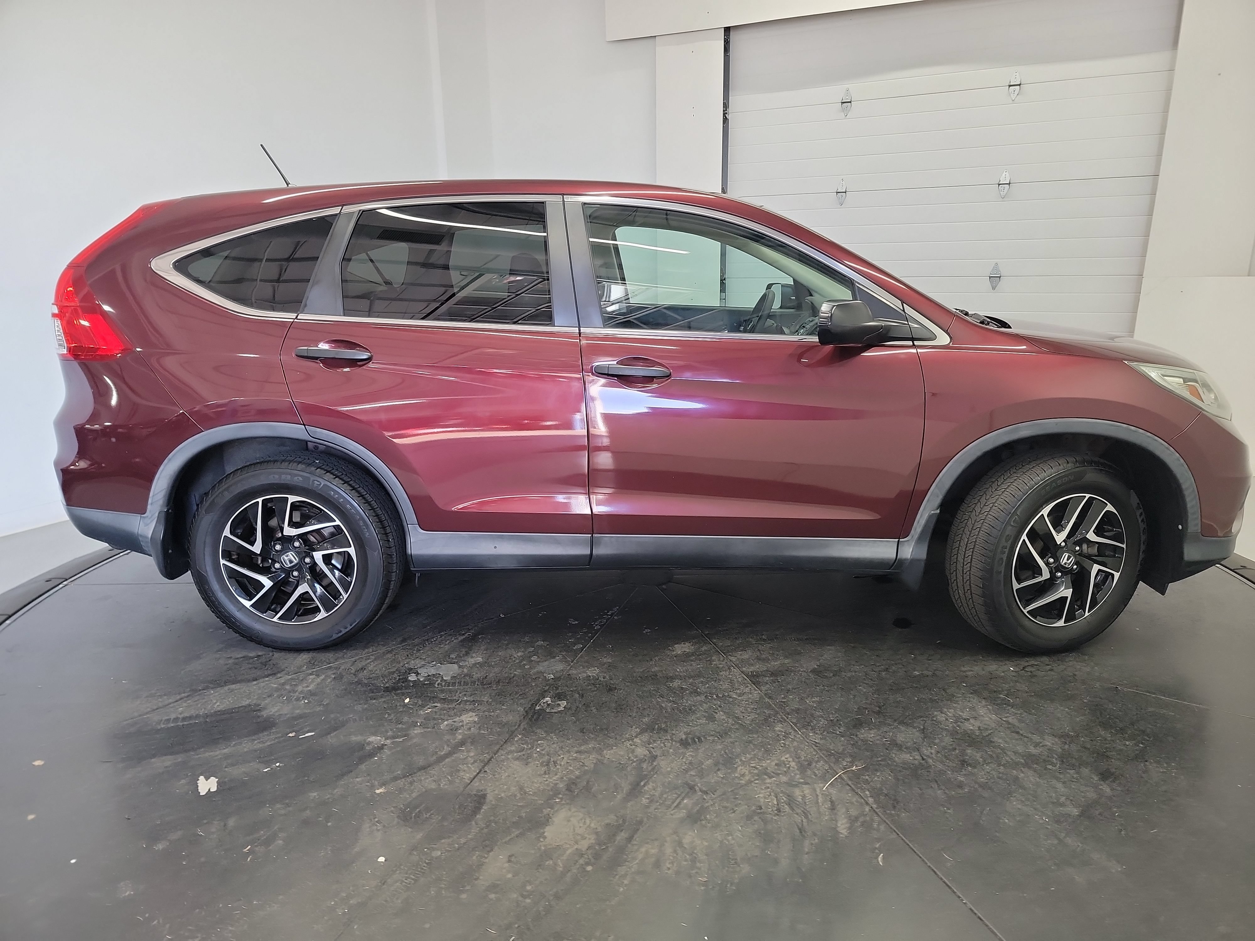 Used 2016 Honda CR-V SE image 11