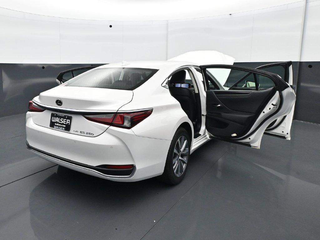 Used 2021 Lexus ES 250 AWD/4WD image 31