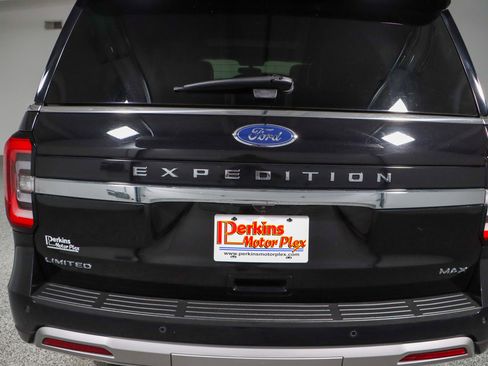 Used 2023 Ford Expedition Max Limited image 8