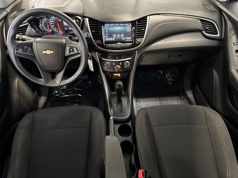 Used 2019 Chevrolet Trax LS w/ Tint and Cruise Package FWD image 3
