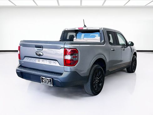 Used 2023 Ford Maverick Lariat w/ Black Appearance Package FWD image 4