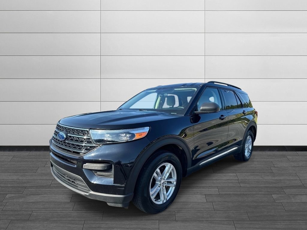 Used 2024 Ford Explorer XLT RWD image 7