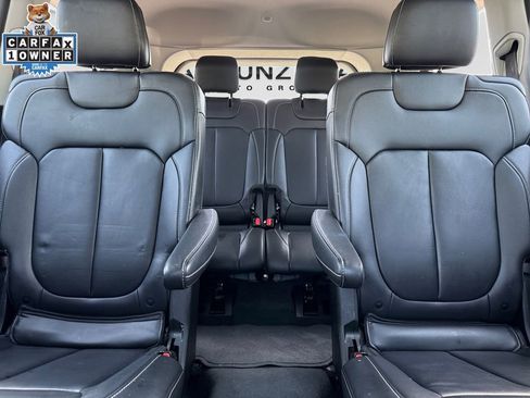 Certified 2022 Jeep Grand Cherokee L Limited w/ Black Appearance Package AWD/4WD image 16