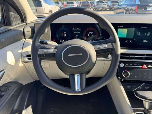 New 2026 Hyundai Tucson SEL image 11