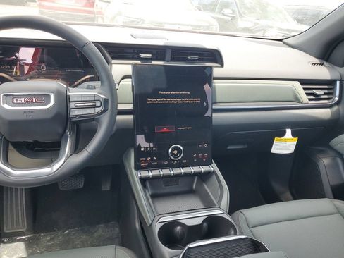 New 2026 GMC Terrain AT4 AWD/4WD image 14