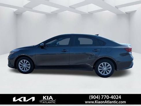 Used 2024 Kia Forte LX FWD image 6