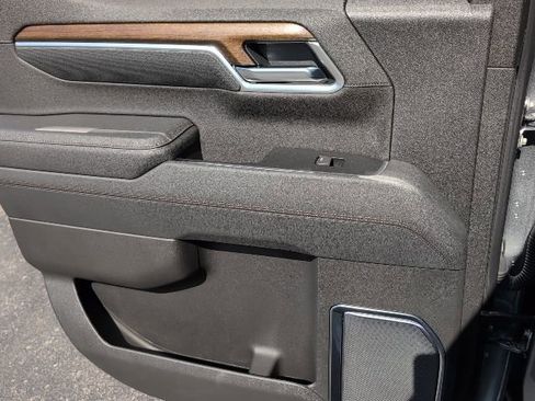 New 2025 Chevrolet Silverado 1500 High Country image 9