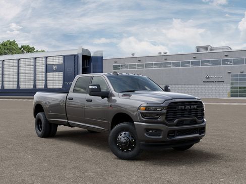 New 2026 RAM 3500 Big Horn AWD/4WD image 12