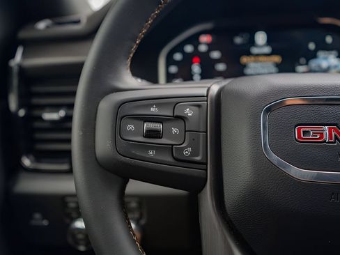 New 2026 GMC Sierra 2500 AT4 w/ AT4 Premium Plus Package AWD/4WD image 11