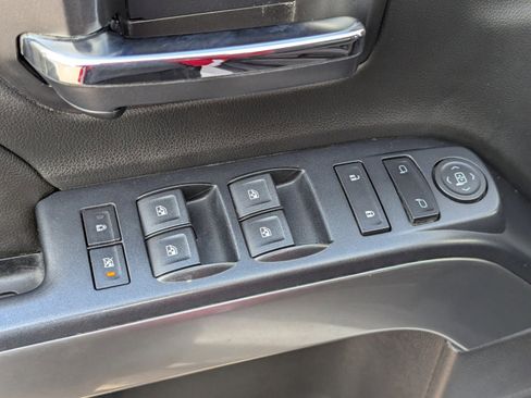 Used 2018 Chevrolet Silverado 1500 LT w/ All Star Edition image 25