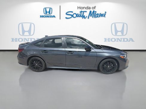 Certified 2025 Honda Civic Sport image 8