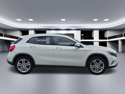 Used 2015 Mercedes-Benz GLA 250 image 7