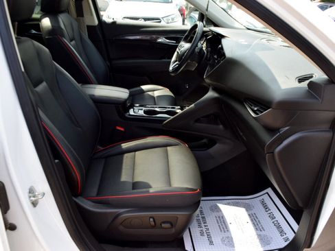 Used 2022 Buick Envision Essence w/ Sport Touring Package image 38