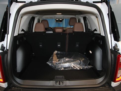 New 2026 Ford Bronco Sport Outer Banks image 32