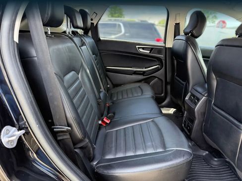 Used 2018 Ford Edge SEL w/ Equipment Group 201A FWD image 20