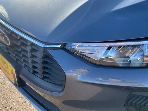 Used 2025 Ford Escape Active image 9