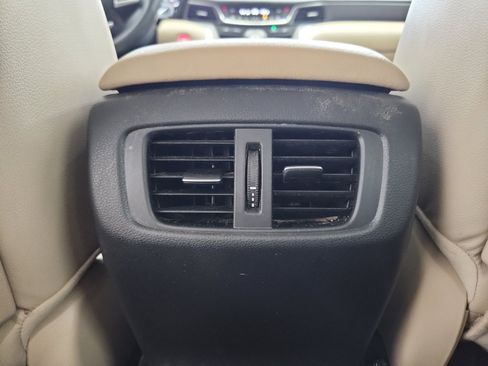 Used 2023 Acura TLX FWD image 31